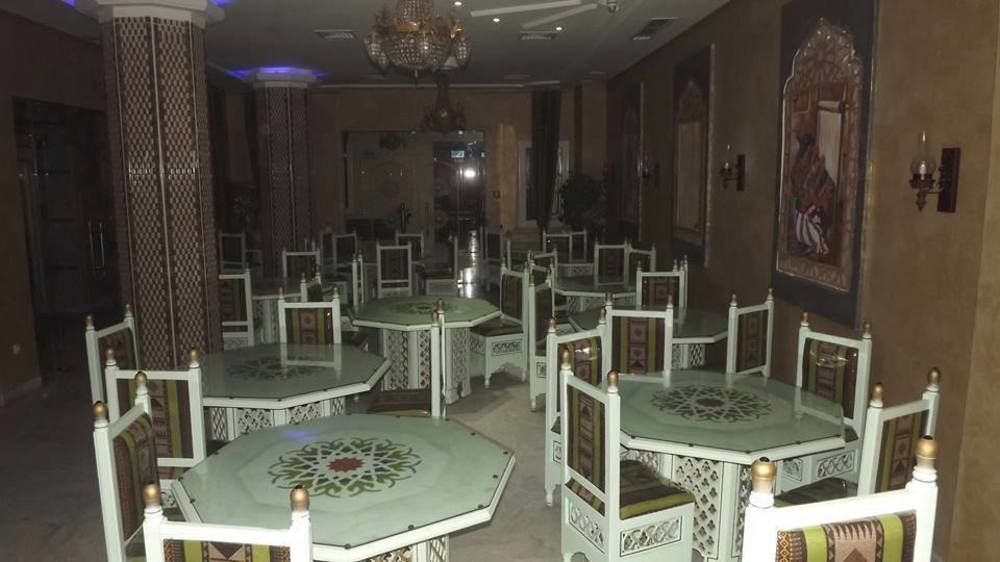 Hotel Saheb Ettabaa Tunisz Kültér fotó